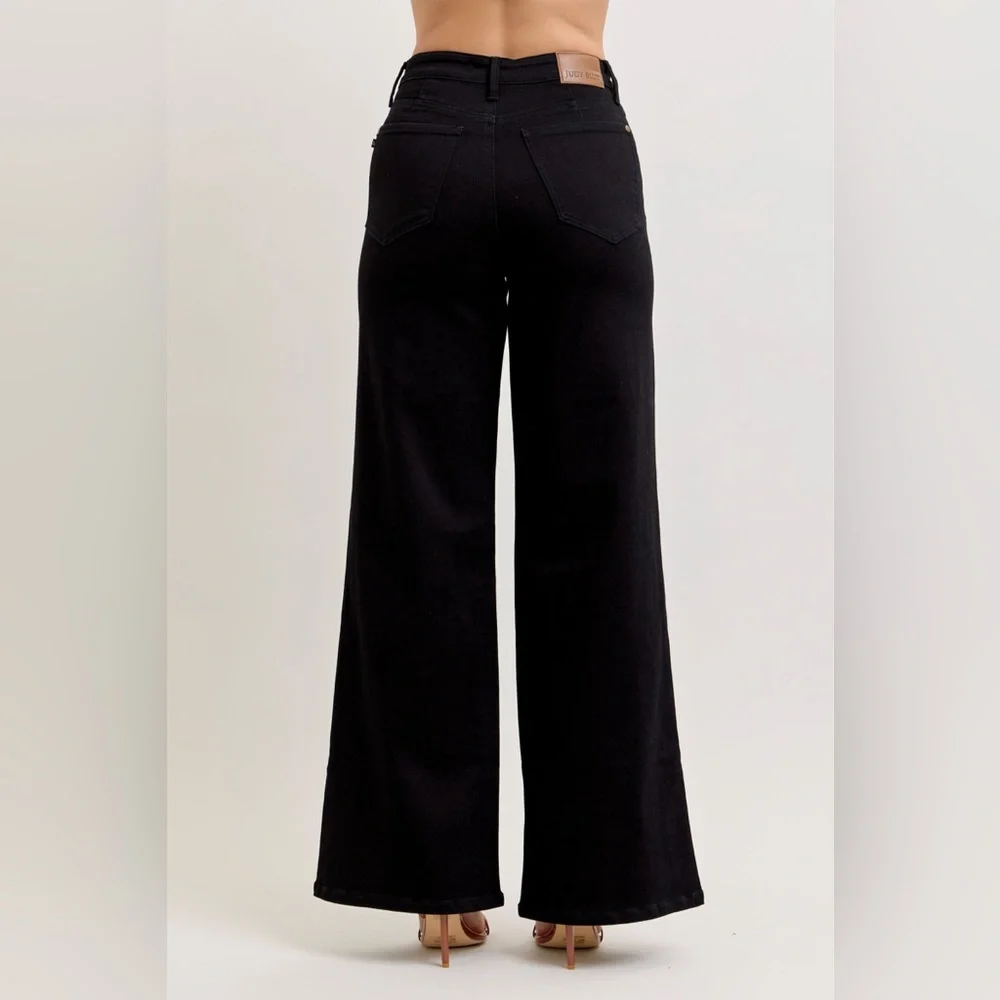 Judy Blue Black High-Waisted Wide Leg Jeans - Picture 4 of 10